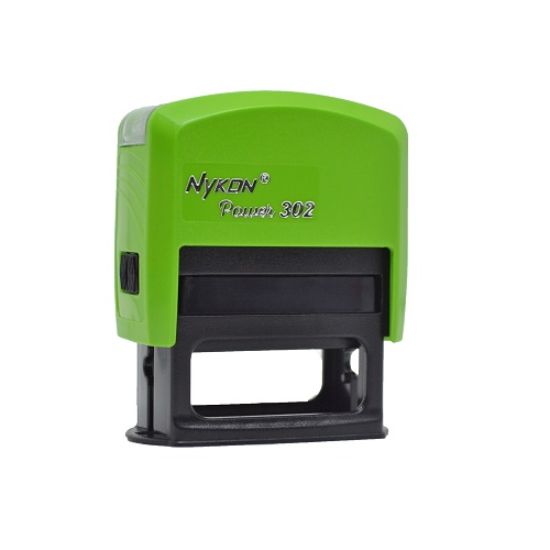 Carimbo Automatico Nykon Black Color 302 Verde Limao com Base Preta Placa Texto Retangular 14x38mm